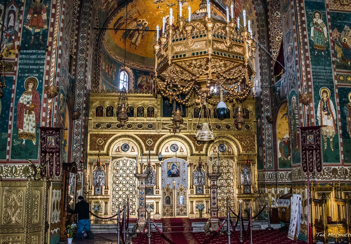 11 Best Things to Do Near St. Peter and Paul Orthodox Church
