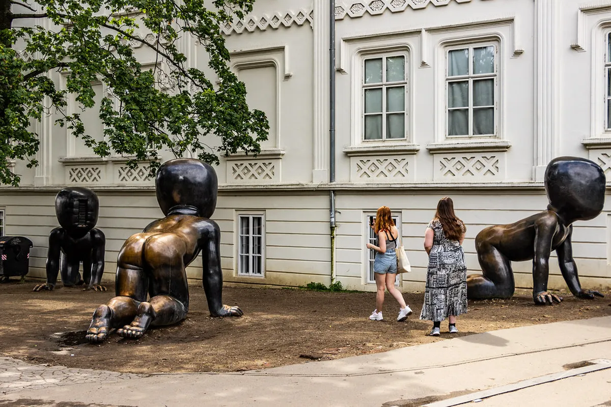 David Cerny Sculptures Tour: A 1-Day Prague Art Guide