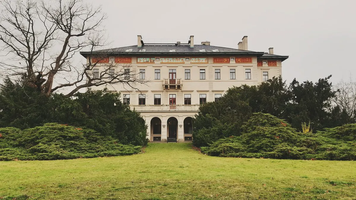 Havlickovy Sady Park Guide: Prague's Best Hidden Gem