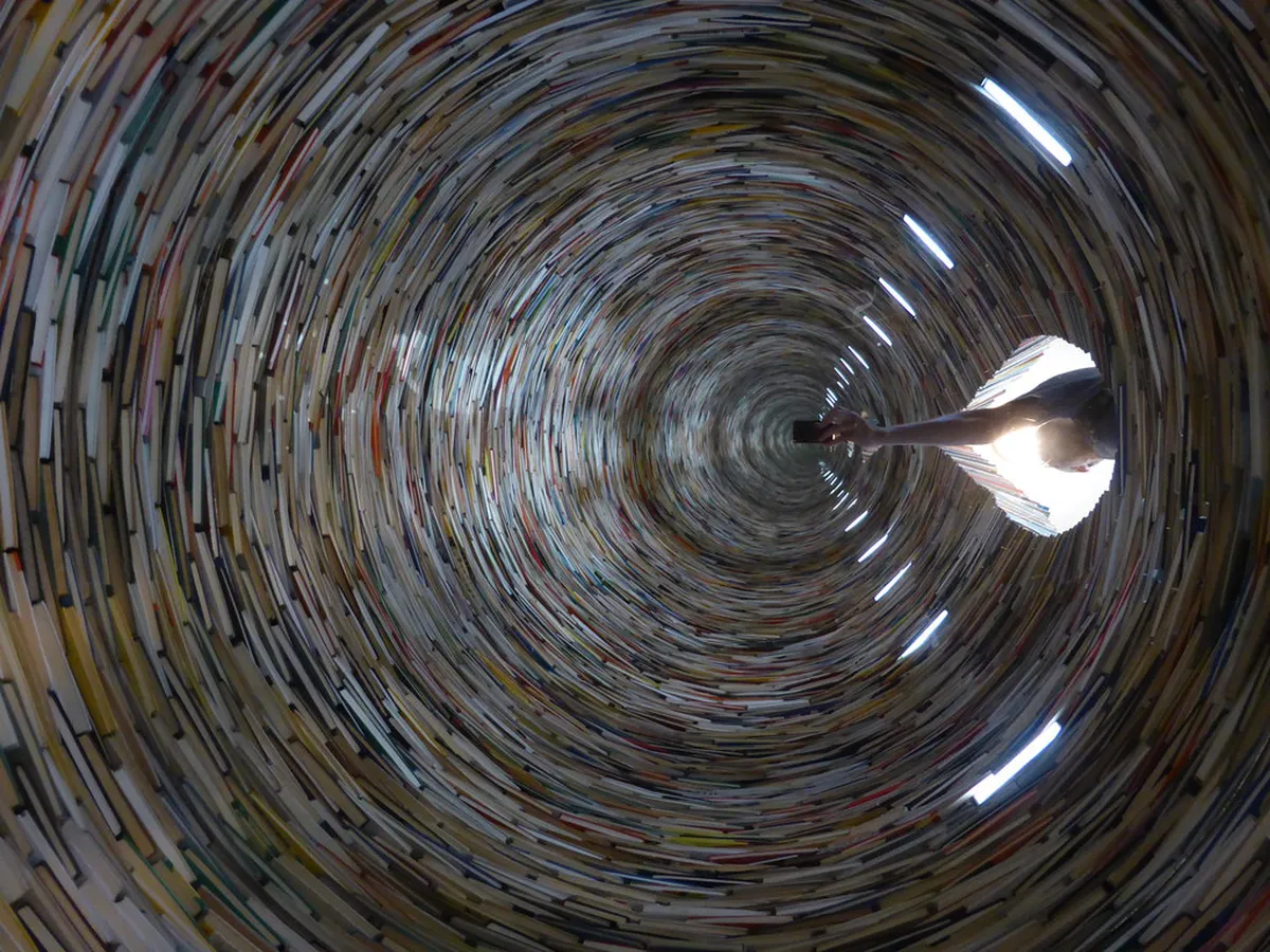 How to Visit the Idiom Infinite Book Tower Prague